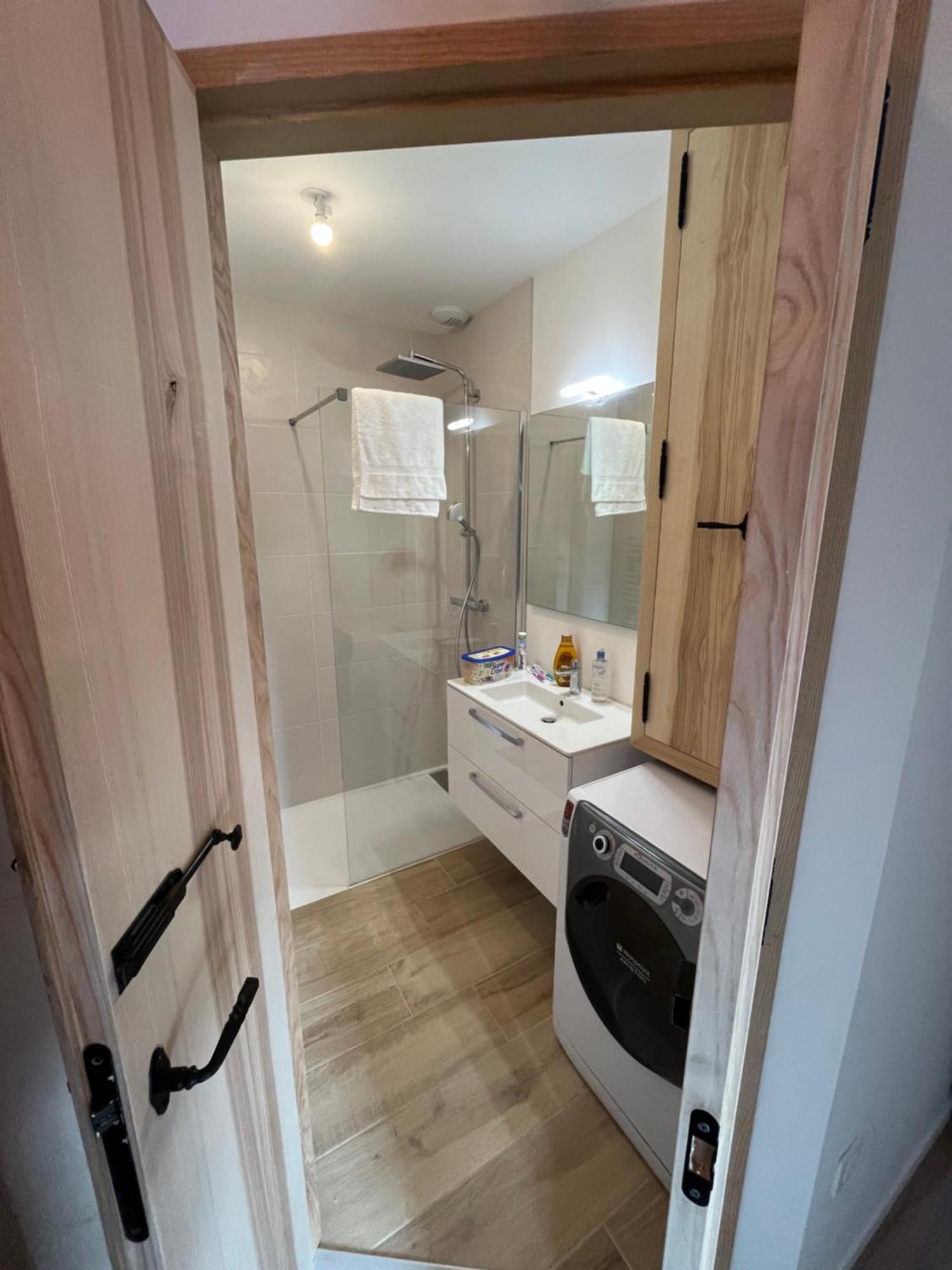 Appartement Aux Pieds Des Pistes De Ski Laveissiere Bagian luar foto